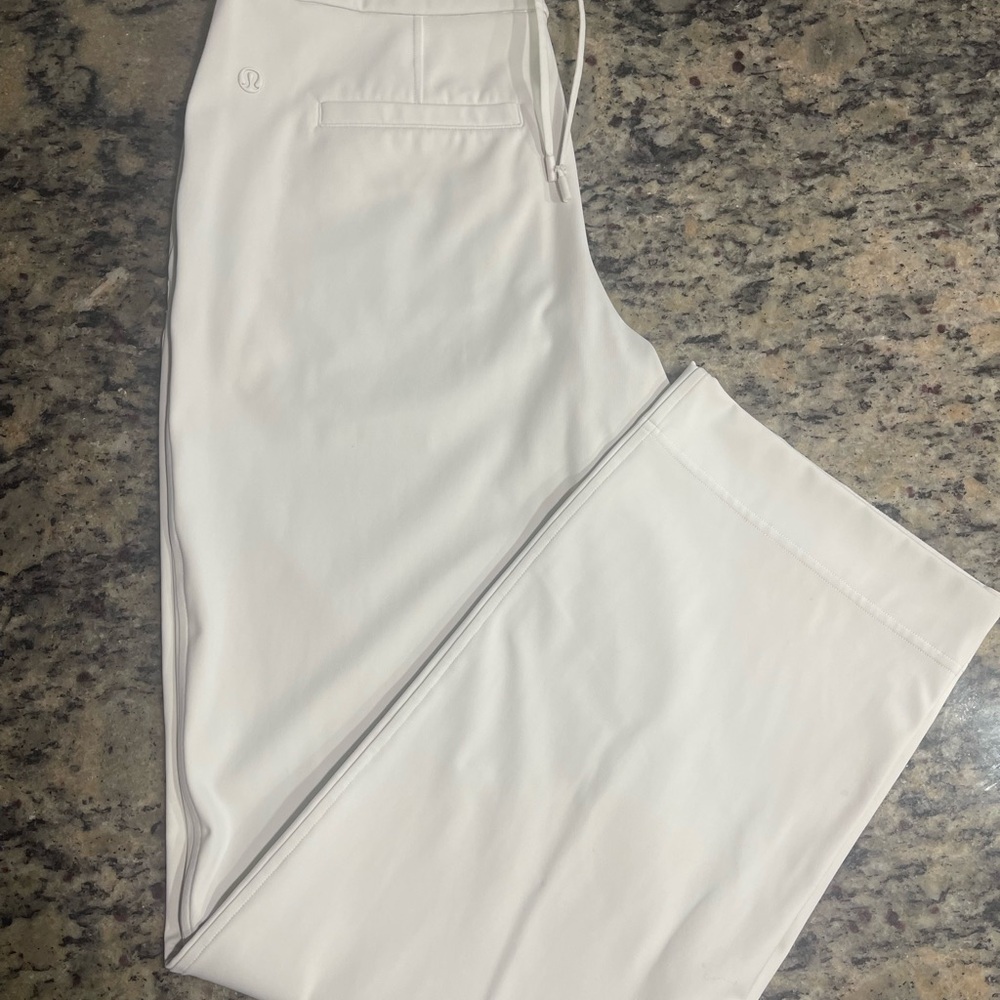 lululemon athletica Luxtreme Mid Rise Straight Leg Trouser Medium Cream